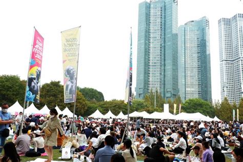 티메이 스트링스의 서울 깜짝 공연! 아프리카 음악의 매력에 빠져보세요!